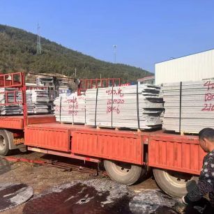 山东 芝麻灰花岗岩光面毛板出货日常