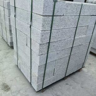 山东 芙蓉白火烧两面路沿石