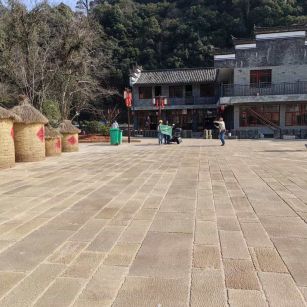 山东仿古石铺装效果