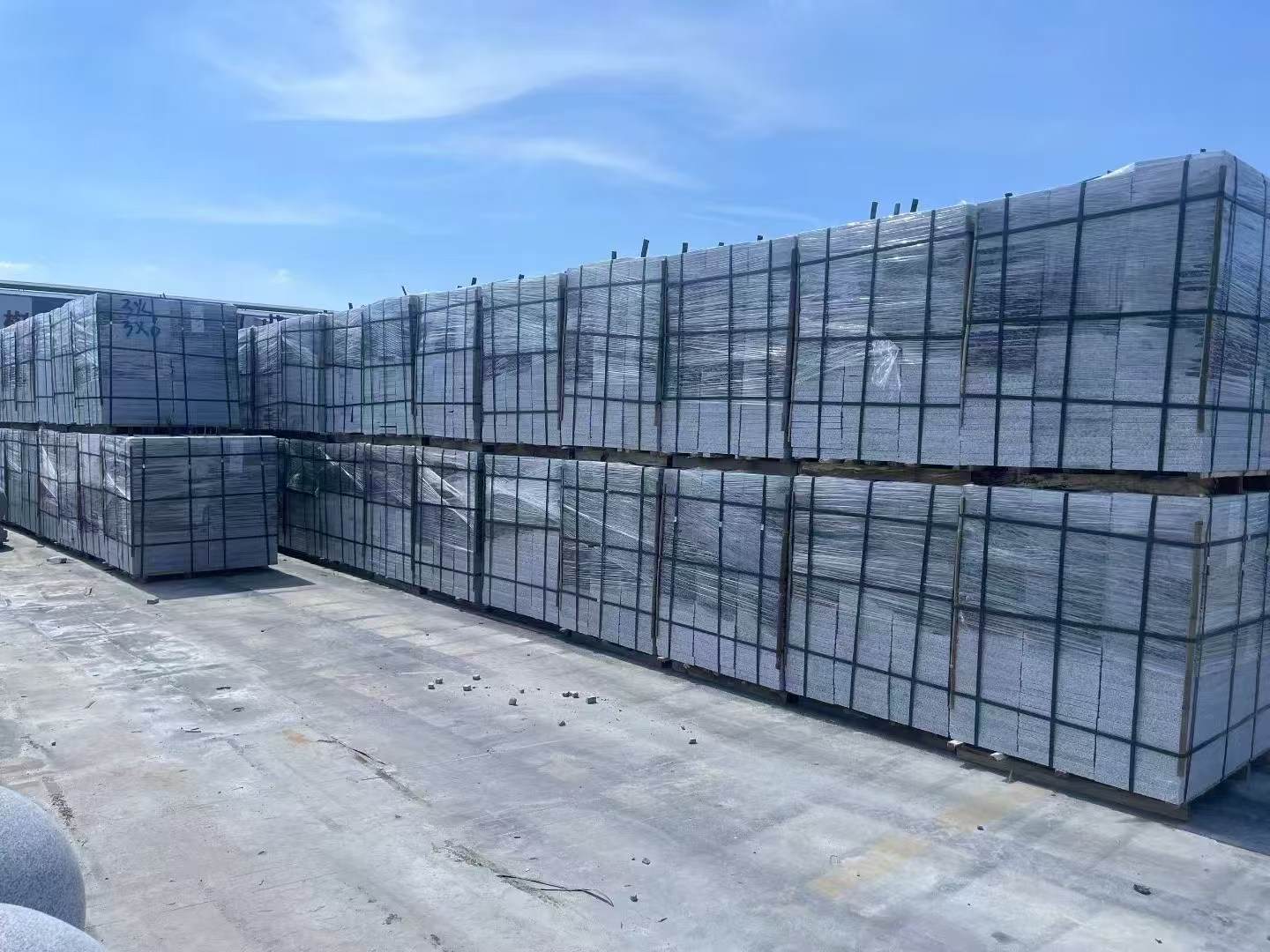 山东 芝麻白火烧成品300*600地铺料，大量现货，物美价廉