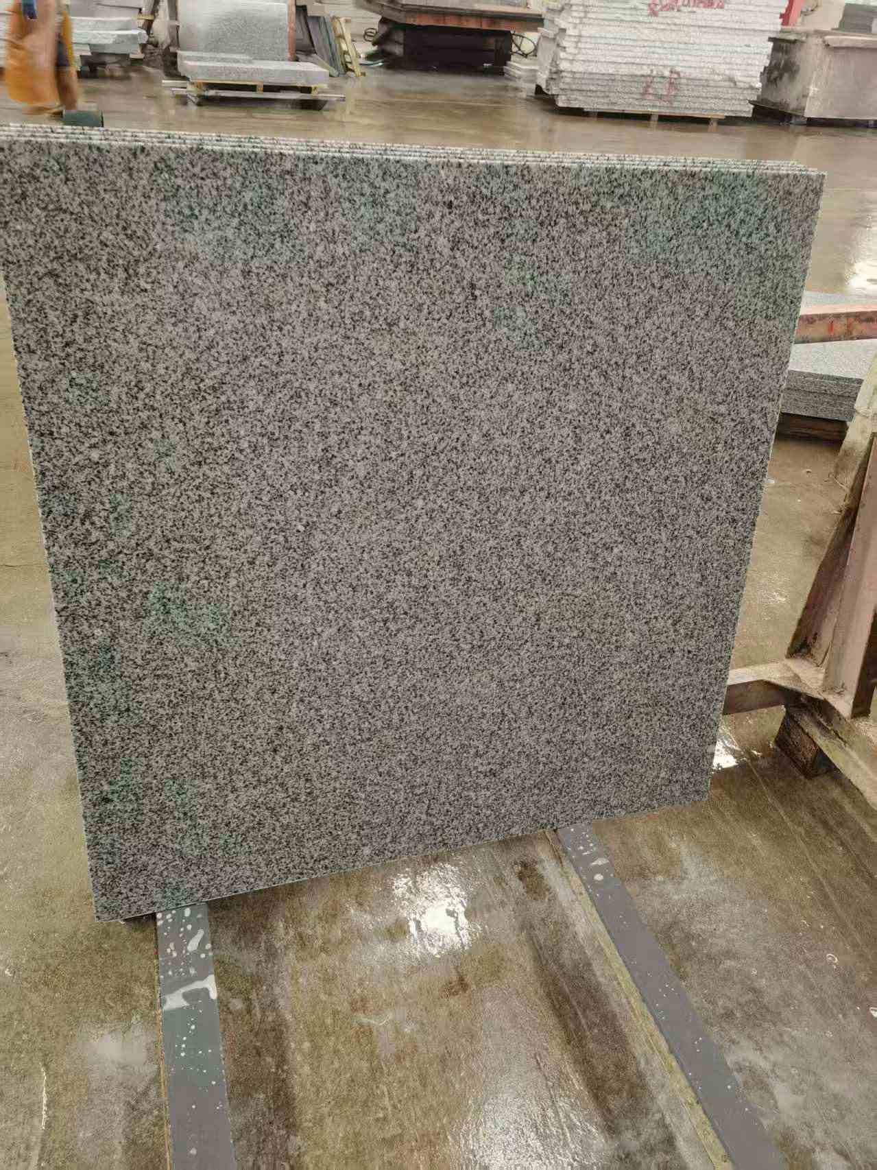 山东 芝麻白光面900*900，高地铁标准