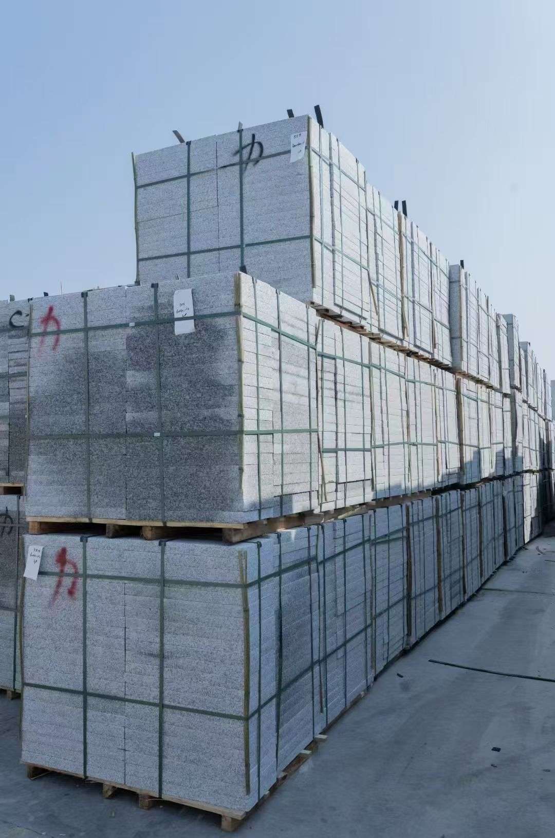 山东 芙蓉白、大花白、小白花荔枝面成品地铺石