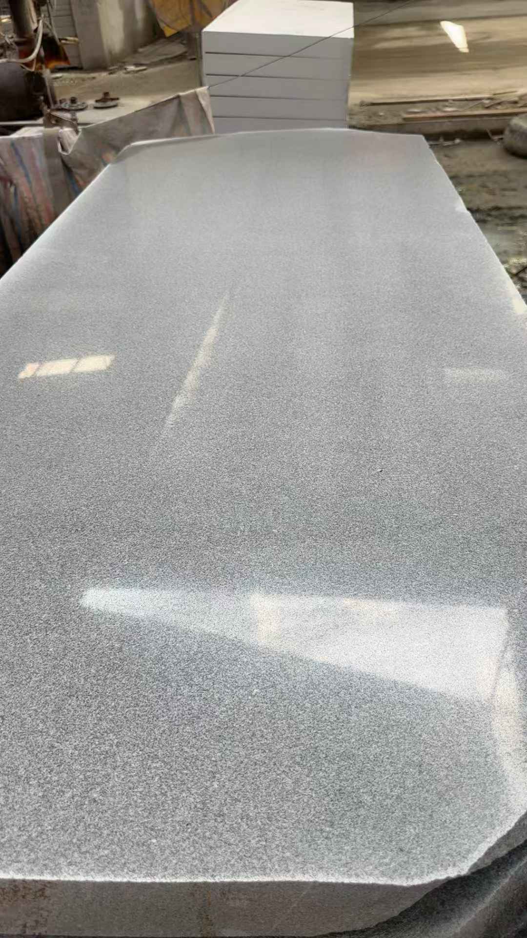 山东 芝麻灰磨光面