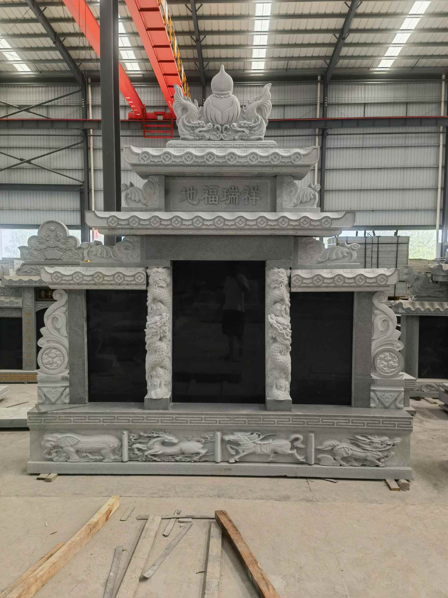 山东 芝麻灰高档墓碑、土墓，一套也支持定做