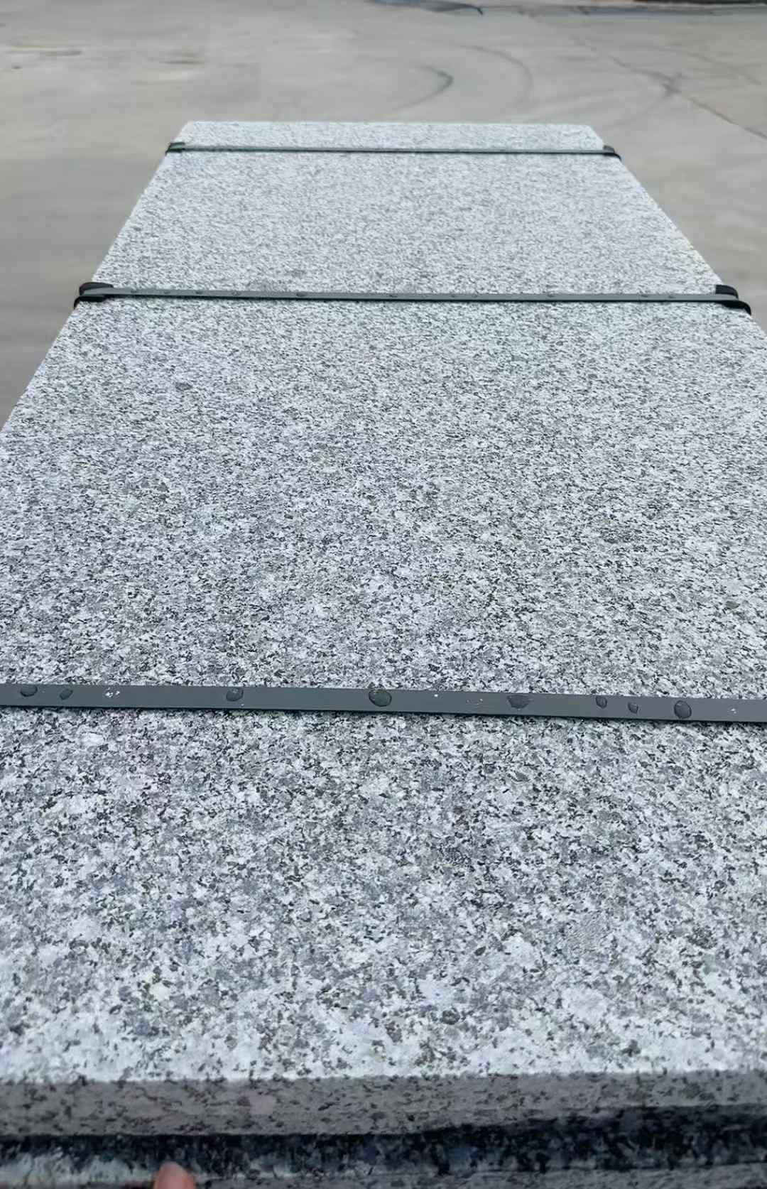 山东 芝麻黑火烧面毛板，条板，半成品