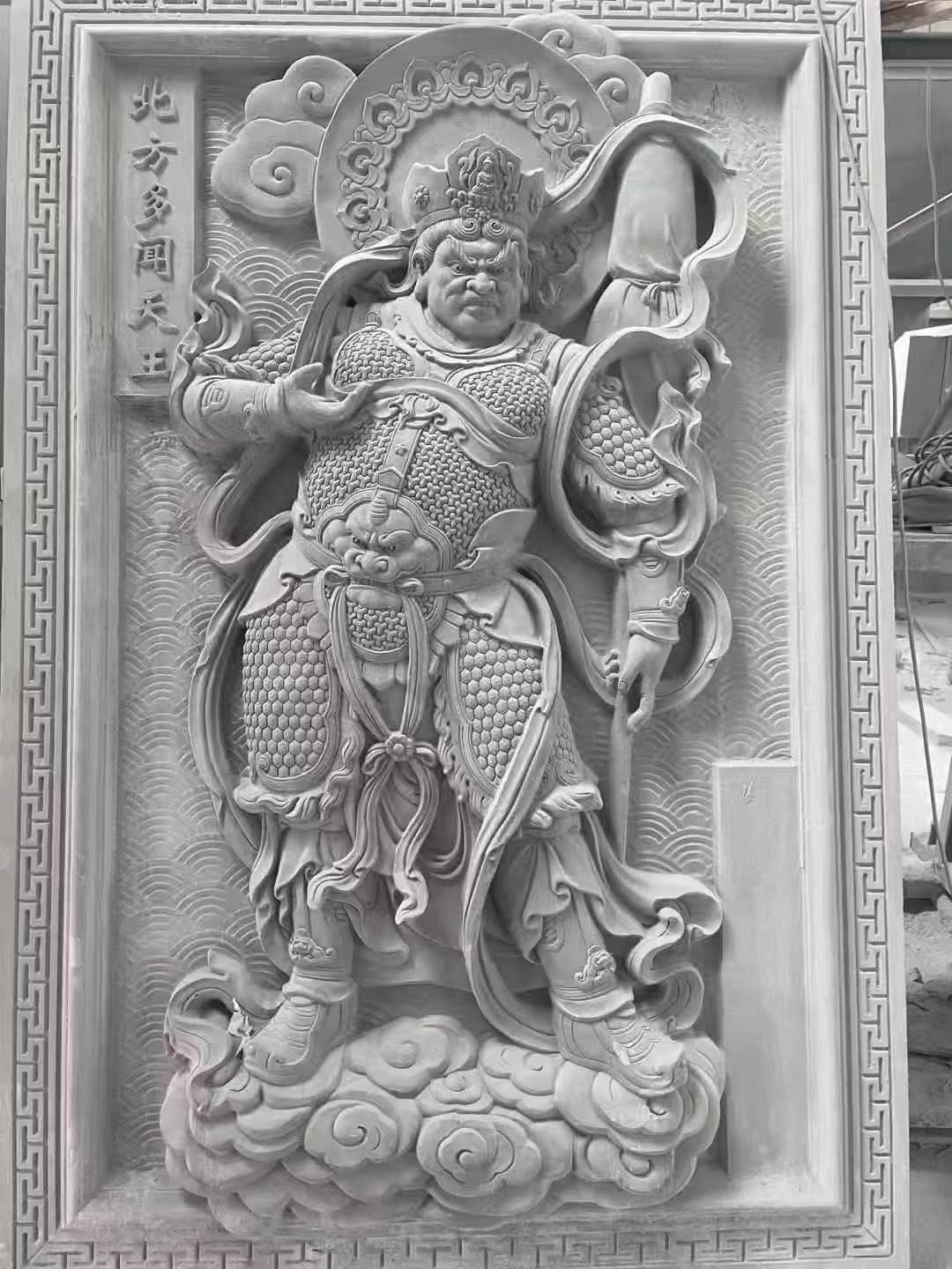 山东 芝麻灰花岗岩人物雕刻——多闻天王
