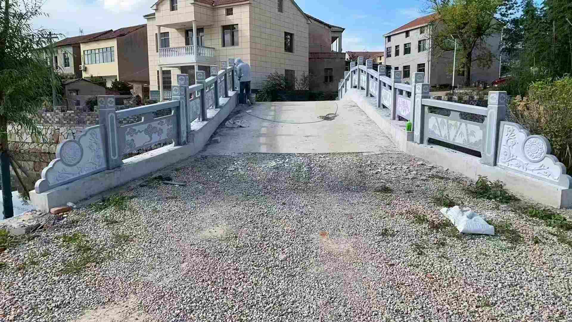 山东 芝麻灰花岗岩桥栏杆